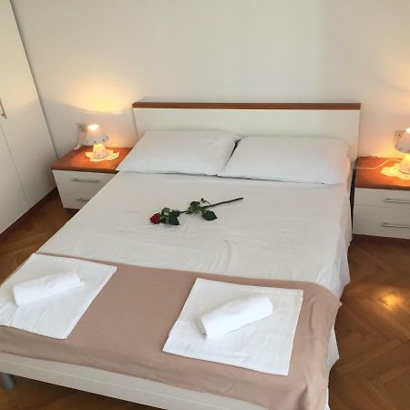 Apartment Trstenik Split Buitenkant foto