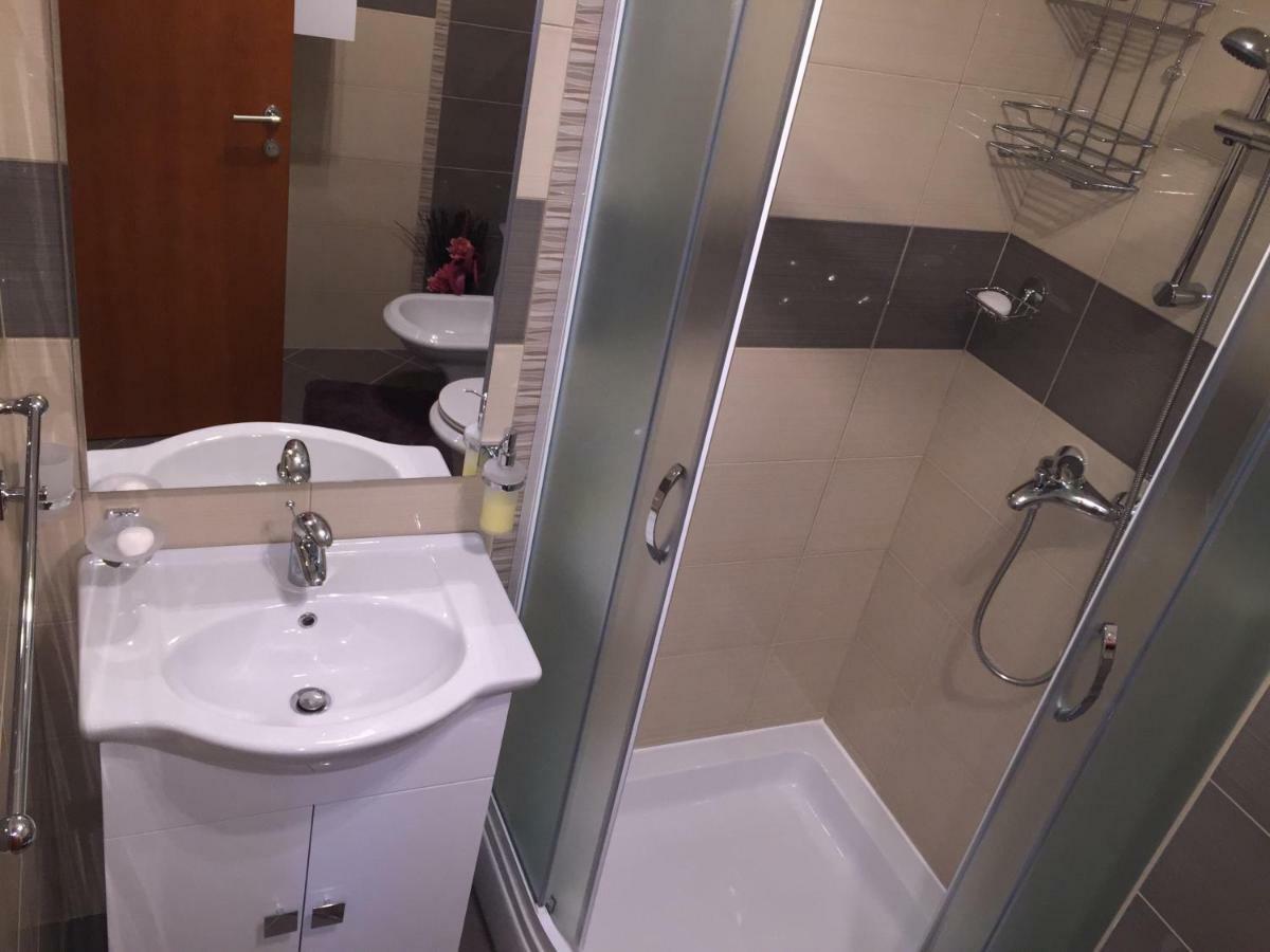 Apartment Trstenik Split Buitenkant foto